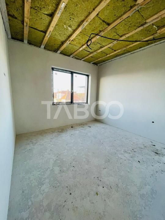 De vanzare duplex semifinisat cu 2 garaje in cartierul Dambul Rotund – fotografia 4 din 9