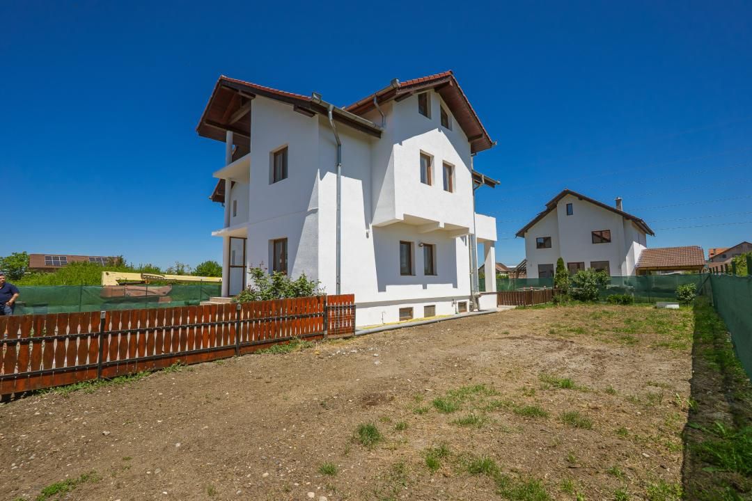O casă construită pentru prezent. Gândită pentru viitor. – fotografia 49 din 69