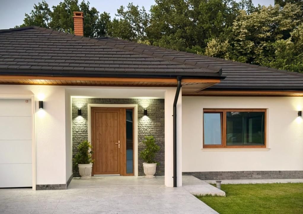 Casă individuală cu 4 camere și 2 băi - 1000MP teren, Bârnova – fotografia 1 din 24