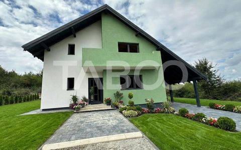 Casa  de vanzare  individuala 5 camere curte 500 mpu 127 mpu Selimbar