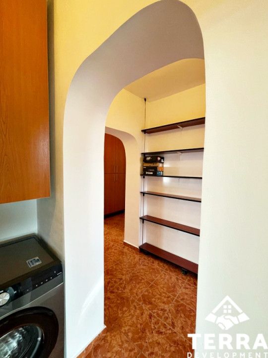 4 camere, proprietate deosebita, Centru – fotografia 12 din 32