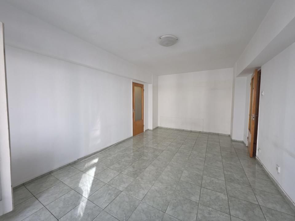 3 camere Bvd Chisinau | Bloc 1986  | anvelopat – fotografia 2 din 18