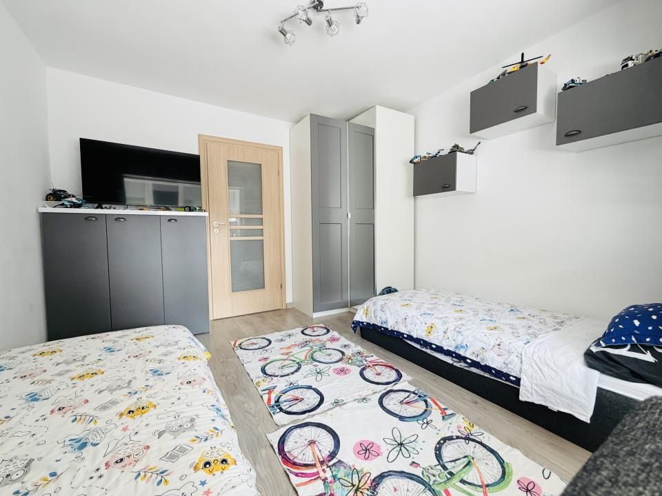 Apartament elegant, spatios 2 camere, 46 mp utili, mobilat - Zona Modern – fotografia 1 din 7