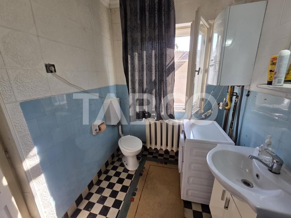 Casa 2 camere curte comuna de vanzare zona Centrala 47 mp utili – fotografia 5 din 8