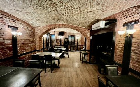 INCHIRIERE RESTAURANT PIATA VICTORIEI