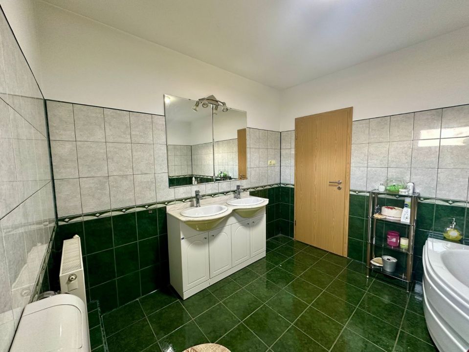 Casa individuala lux, 251 mp utili, 600 mp teren - Dumbrăvița – fotografia 12 din 17