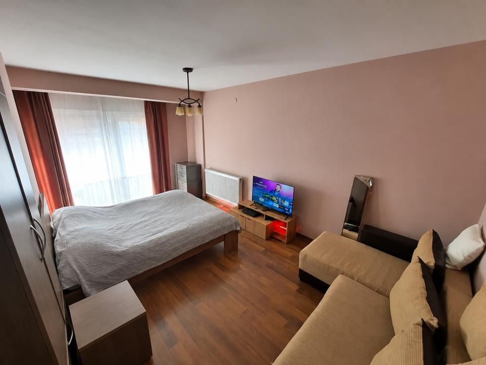 Apartament o camera, 40 mp, garaj, zona Stejarului! – fotografia 2 din 7