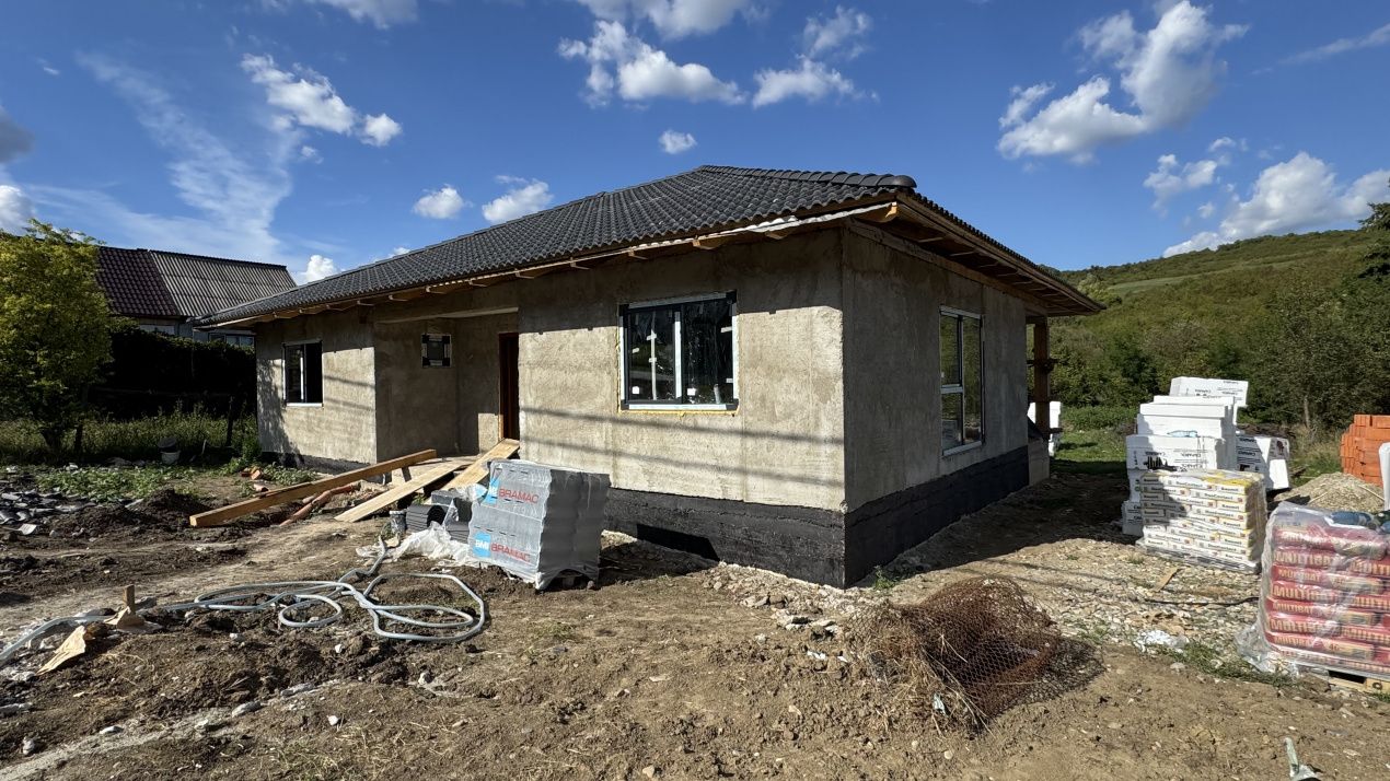 🏡 Casă de vânzare | 4 camere | 2 băi | 500 mp teren | 5 km BISTRITA – fotografia 7 din 9