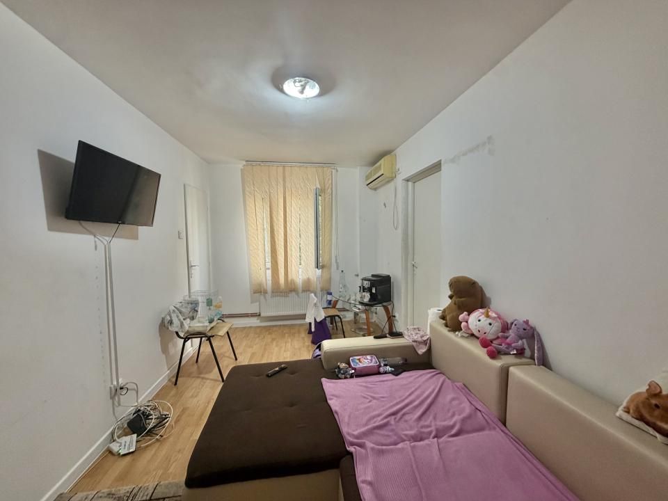 Apartament 2 camere, etaj 1, zona Piata-Doina – fotografia 2 din 8