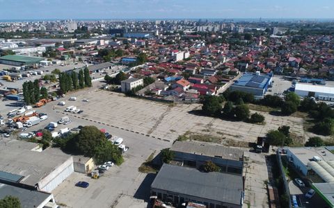 Oportunitate de investitie 32.000 mp – Bd. Aurel Vlaicu,  Zona Hornbach