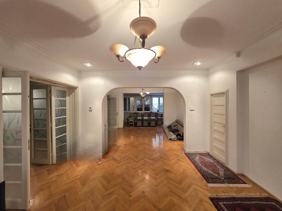 Interbelic Art Deco Villa 440 sqm + Land 566 sqm • Zona Domenii - Casin - 1 Mai – fotografia 3 din 15