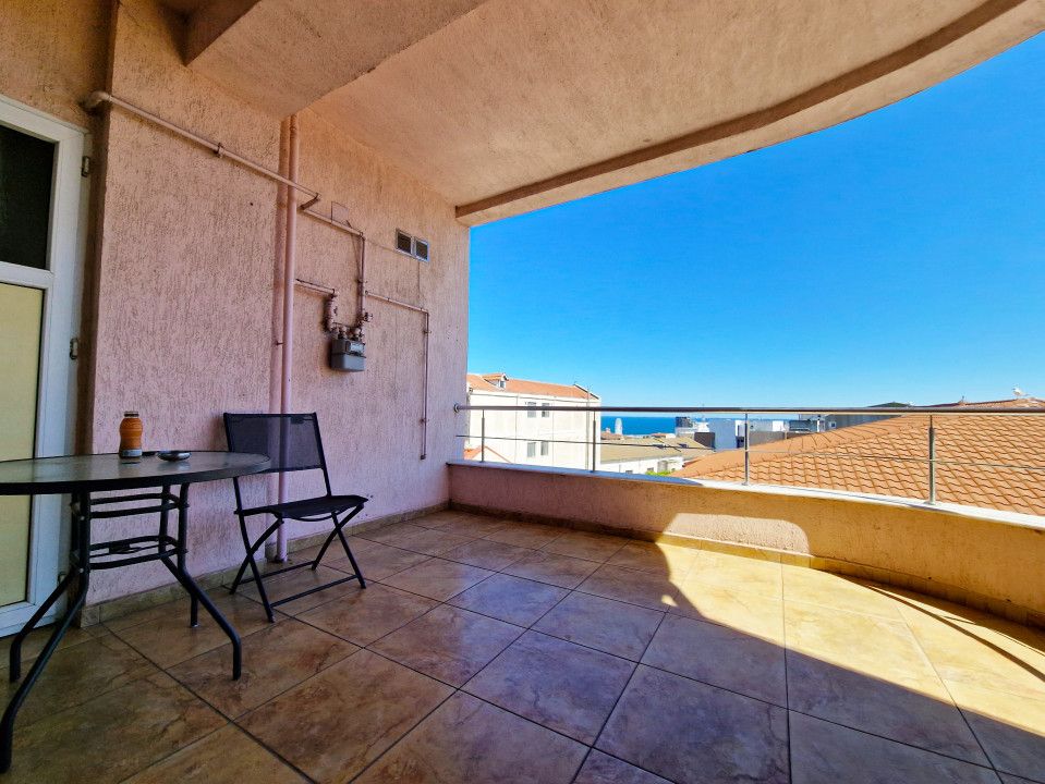 De închiriat Apartament de 3 Camere, Vedere la Mare, în Centru, 180mp utili. – fotografia 6 din 14