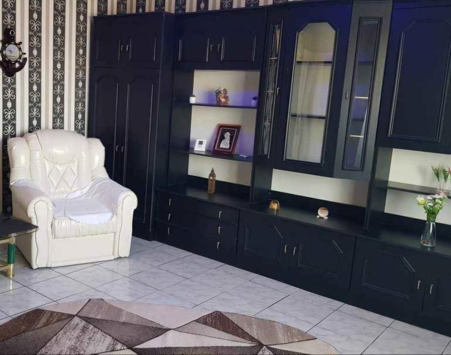 Inchiriere apartament 3 camere Central – fotografia 5 din 6