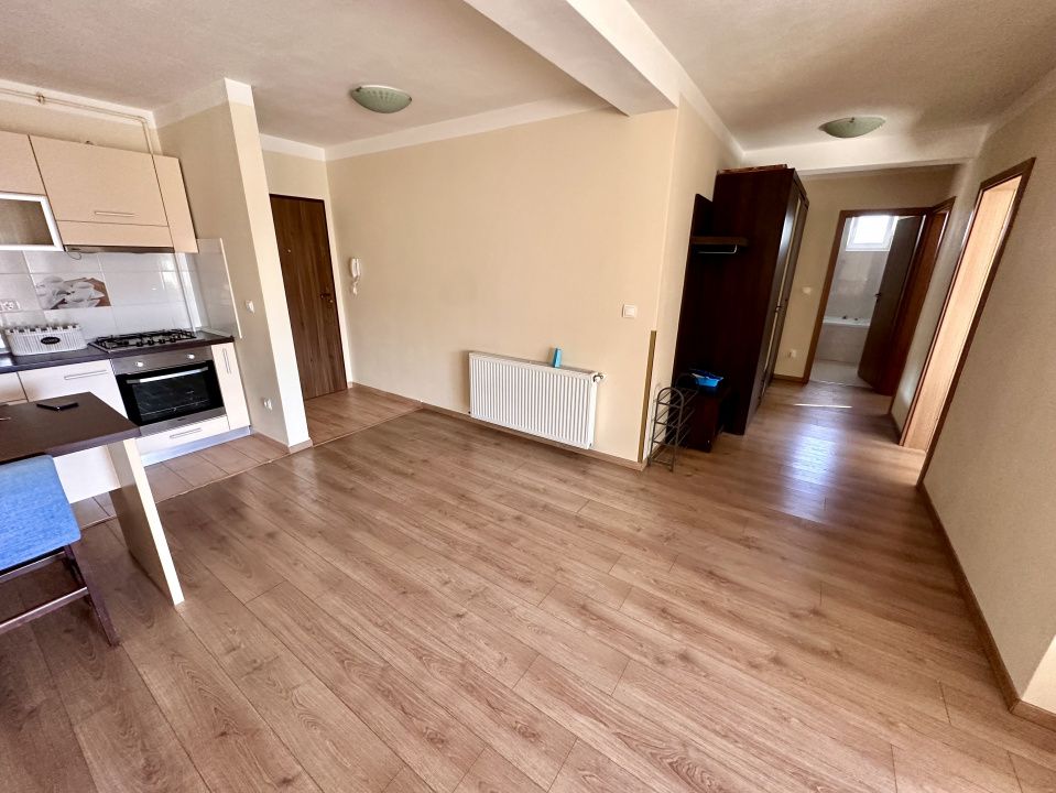 APARTAMENT 3 CAMERE I BLOC NOU I ETAJ 2 I CETATE I MOBILATA I PARCARE I – fotografia 3 din 10