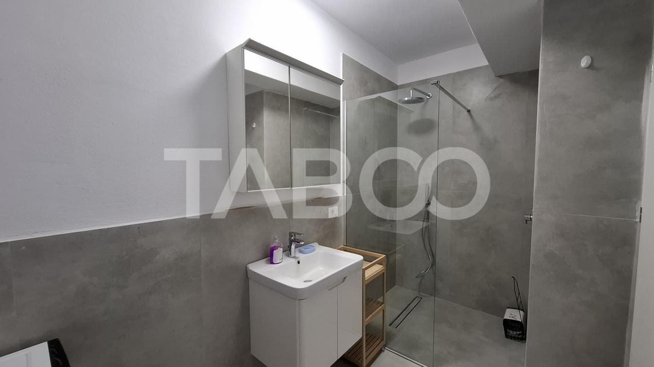 Apartament de inchiriat 3 camere 2 balcoane bloc cu lift Sibiu – fotografia 8 din 16