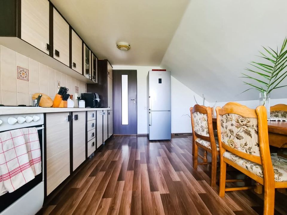 Casa unifamilială, 9 camere, 3 apartamente, 560mp teren – fotografia 11 din 13
