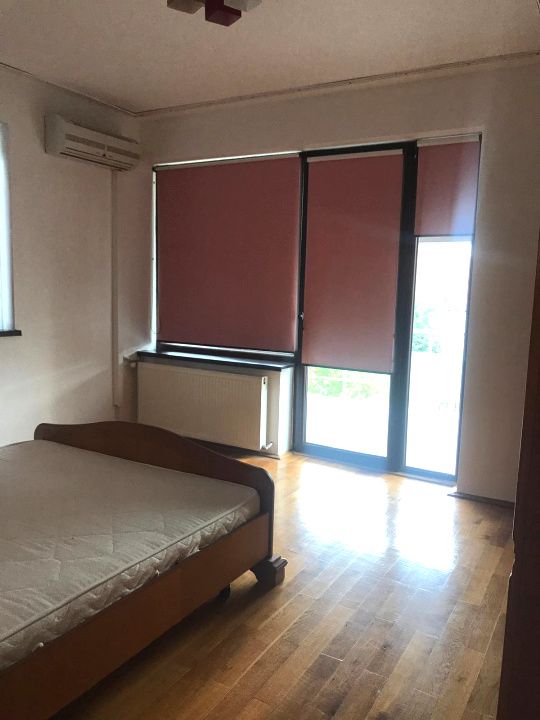 Casa D+P+E de inchiriat in Alba Iulia zona CETATE 350 mp si Teren 600 mp – fotografia 28 din 38