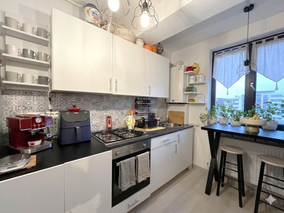 Apartament de vânzare in Tomis Plus cu 3 camere -  etaj 3 - loc parcare inclus – fotografia 3 din 11