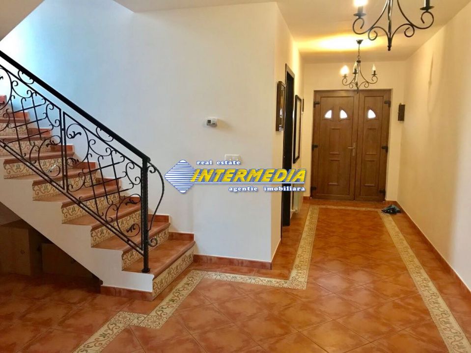 Casa de vanzare Alba Iulia CETATE cu 4 dormitoare si living finisata complet – fotografia 5 din 34