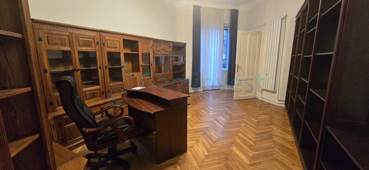 Apartament ultracentral cu 4 camere de inchiriat,Oradea,Bihor – fotografia 13 din 23