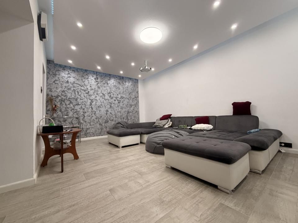 Casa individuala 171 mp utili, 411 mp teren, panouri solare -Zona Dambovita – fotografia 2 din 24