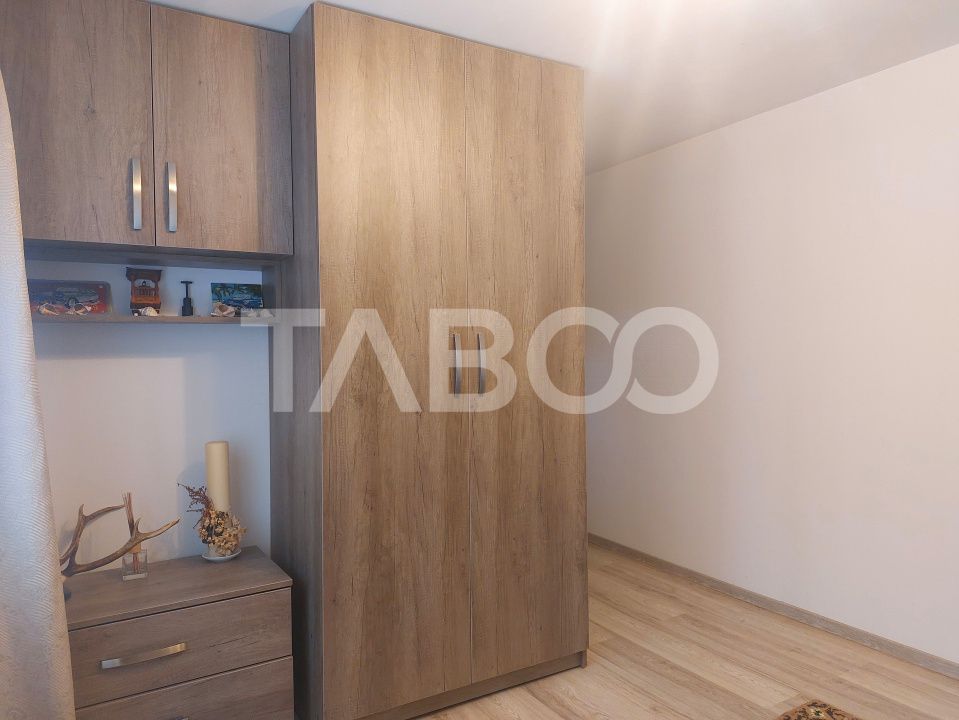 Apartament la casa 119 mpu 5 camere 2 bucatarii 3 bai gradina Cisnadie – fotografia 16 din 19