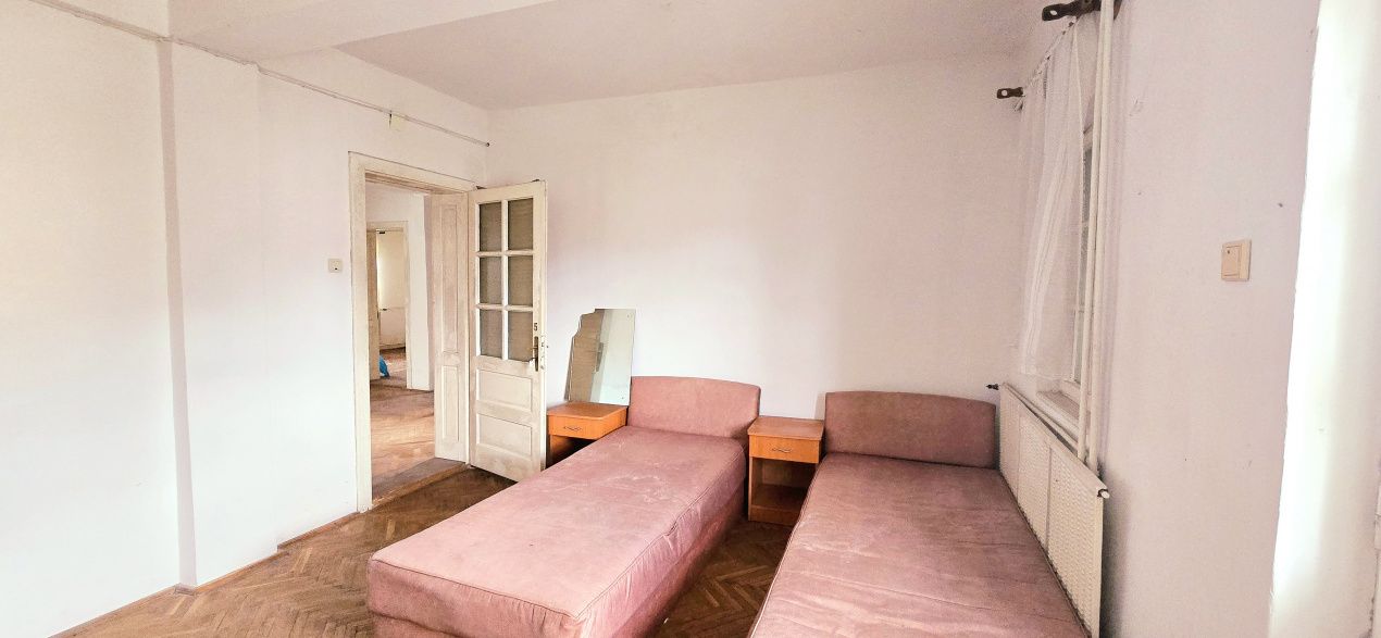Pensiune 14 camere in Costinesti la 10 min de Nibiru si 5 min de plaja – fotografia 6 din 16