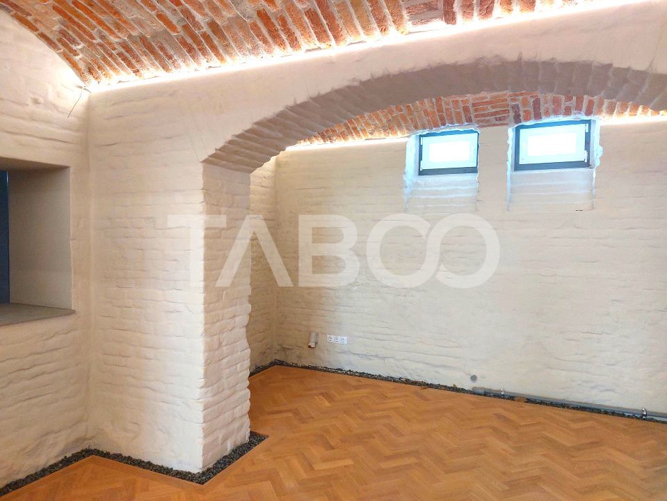 Casa istorica restaurata modernizata in totalitate zona Centrala Sibiu – fotografia 37 din 60