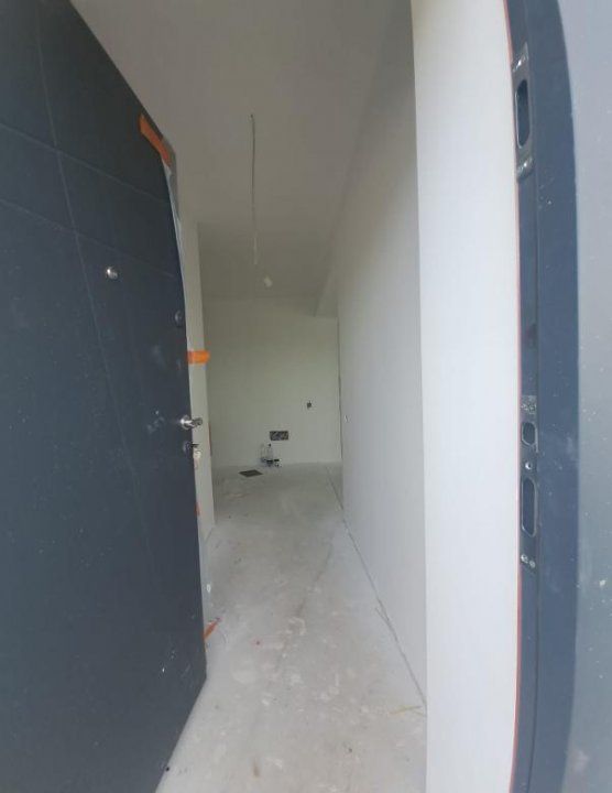 Casa spatioasa,bine compartimentata,ideala pentru familie! Varteju-Magurele – fotografia 1 din 15
