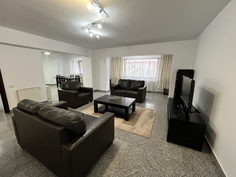Apartament cu 5 camere de inchiriat - zona Aviatorilor – fotografia 1 din 19