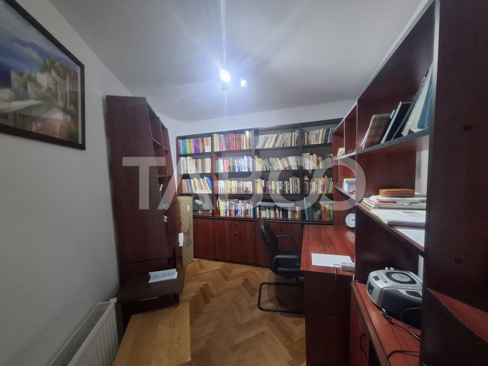 Apartament 5 camere de vanzare 138 mp utili zona Ciresica Sibiu – fotografia 6 din 25