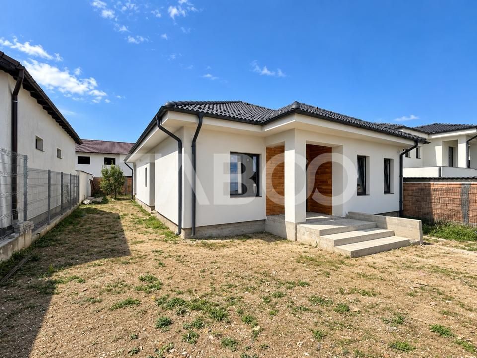 Casa individuala pe un singur nivel de vanzare Selimbar -fara mobilier – fotografia 1 din 9