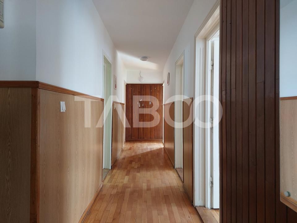 Inchiriere casa 155 mp 6 camere zona linistita panorama deosebita – fotografia 13 din 17