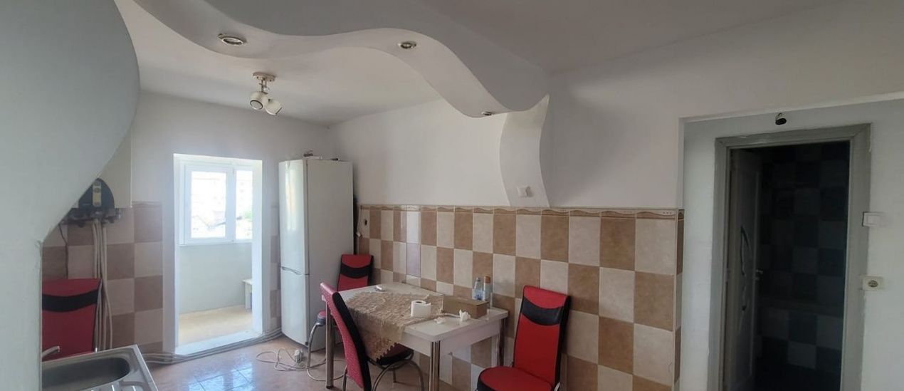 APARTAMENT 2 CAMERE DE VANZARE I DECOMANDAT I ETAJ 2 I ZONA DEDEMAN – fotografia 3 din 5