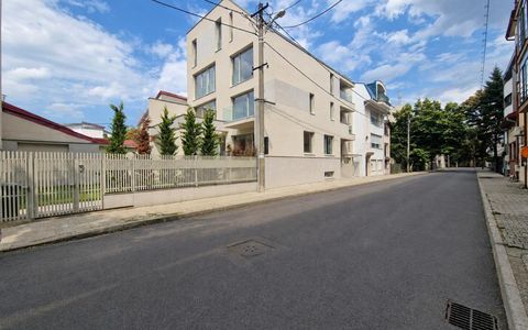 Clădire 9 Camere | 398 MP | Grădină 98 MP | 4 Parcări | Dorobanți