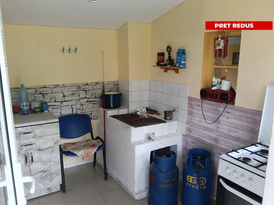 Casă tradițională cu 2029 MP, livadă, puț propriu – fotografia 5 din 9