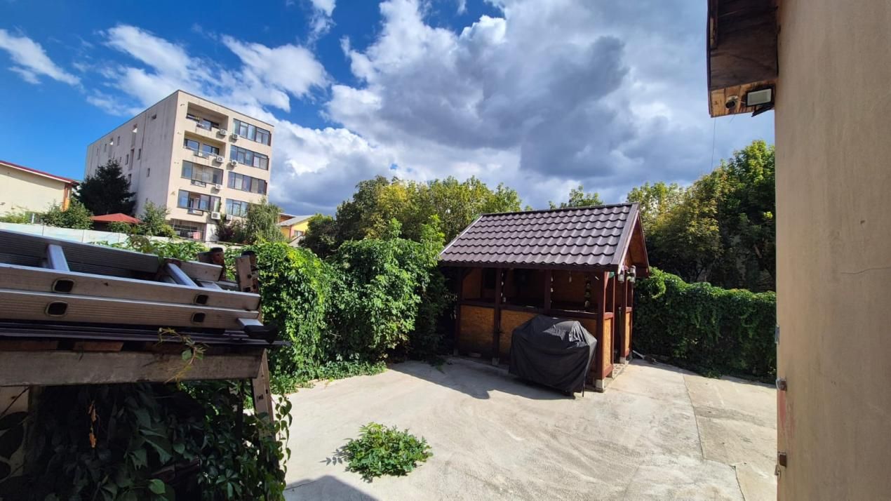 Teren intravilan 531 mp cu 2 locuințe și garaj sector 1 – fotografia 7 din 23