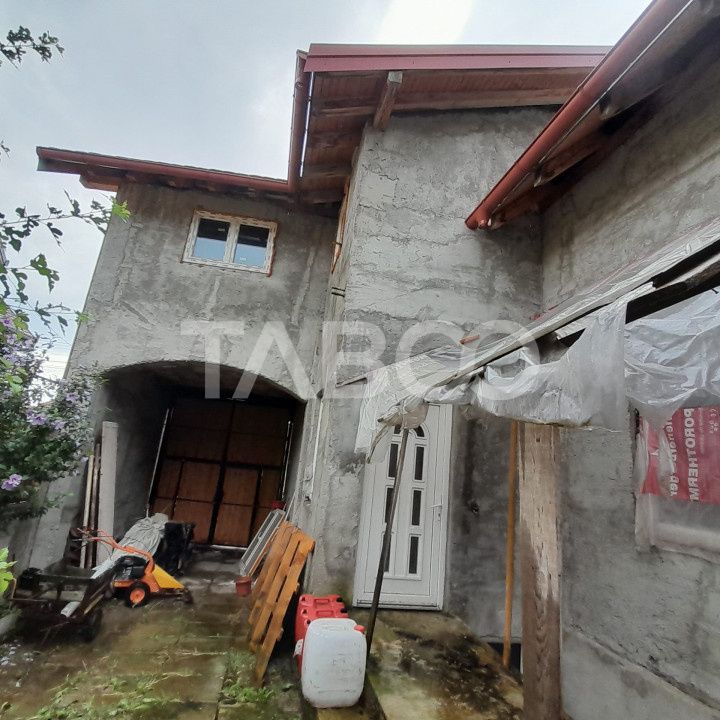 Casa de vanzare individuala cu 500 mp teren liber Gusterita Sibiu – fotografia 2 din 9
