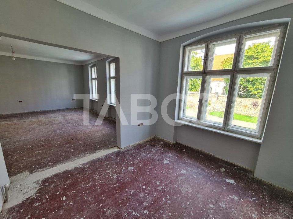 Spatiu comercial de inchiriat pe Lucian Blaga in centru Sebes – fotografia 5 din 9
