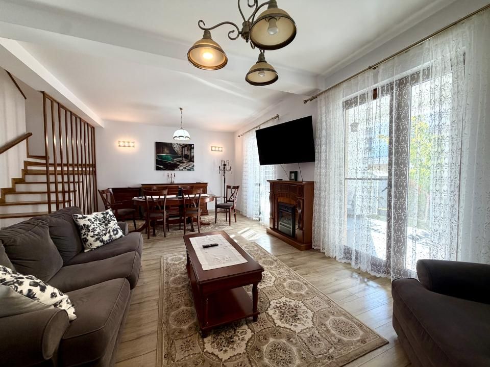 Triplex modern, 110 mp utili, perete dublu, 206 mp teren - Dumbravita – fotografia 3 din 17