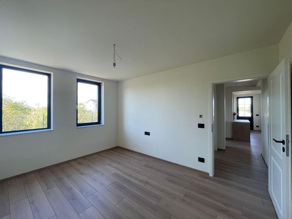 Duplex 6 camere, 400mp teren - Mosnita Noua – fotografia 16 din 22