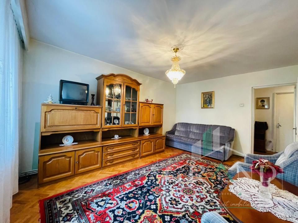 Apartament 3 camere I zona Parâng I Mănăștur – fotografia 2 din 8