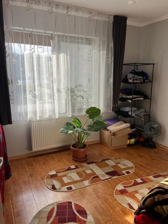 Exclusivitate!Com0%!Ap 3 camere 58mp semidec,1 balcon,parcare cu CF Str.Florilor – fotografia 4 din 11