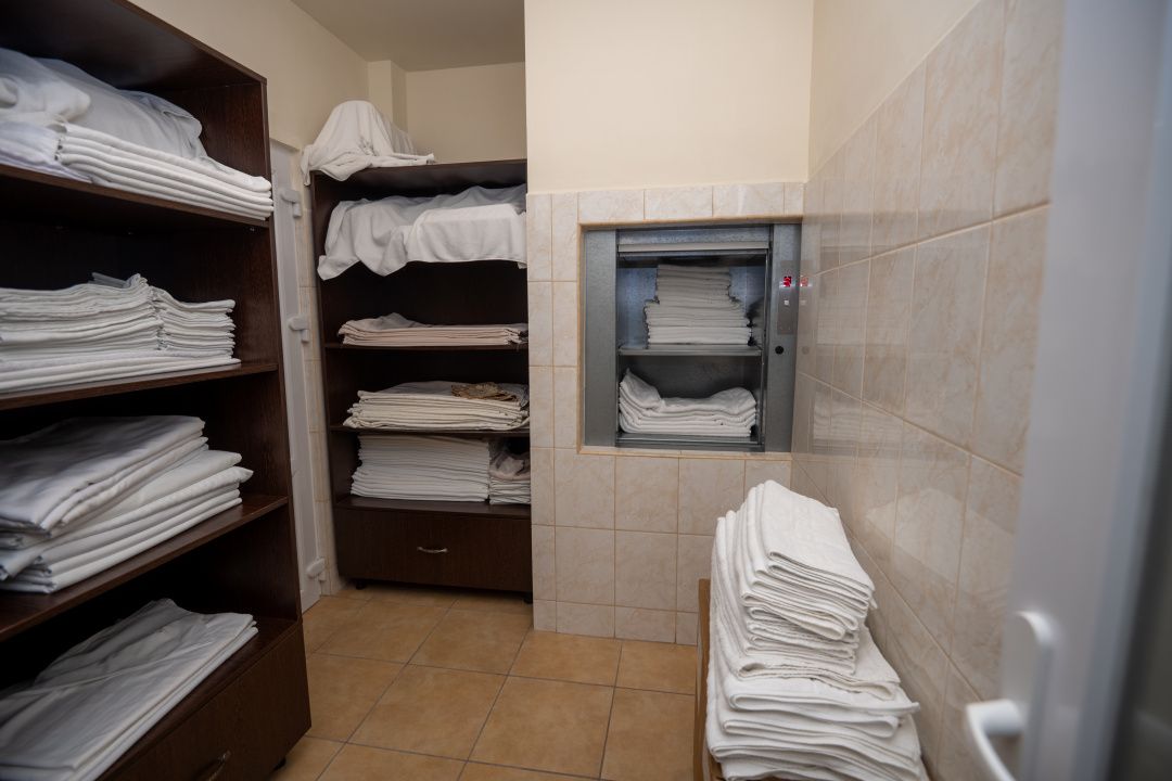 Hotel Miky Arad de vanzare | Investitie cu utilizari multiple | 42 camere cazare – fotografia 55 din 66