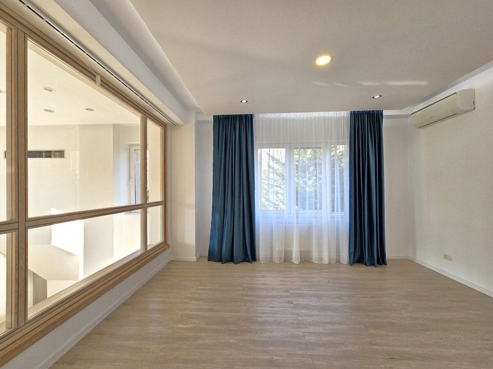 Baneasa Residential Park, 5 bedroom villa with courtyard, parking, garage – fotografia 13 din 34