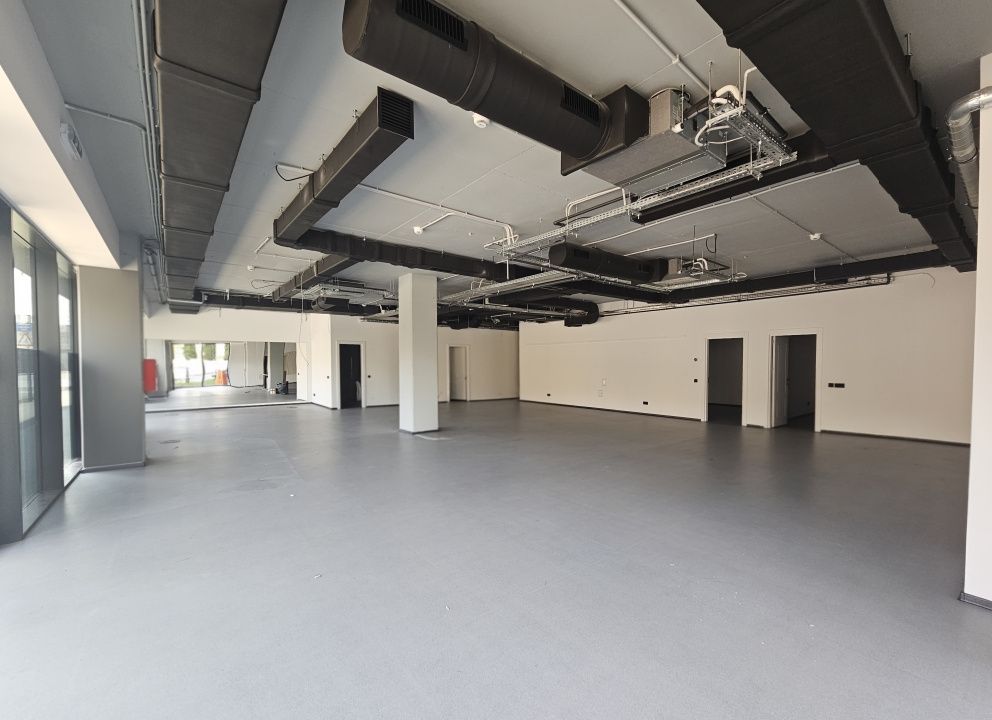Comision 0%! Spatiu premium zona Garii cu vitrina generoasa la strada – fotografia 4 din 17