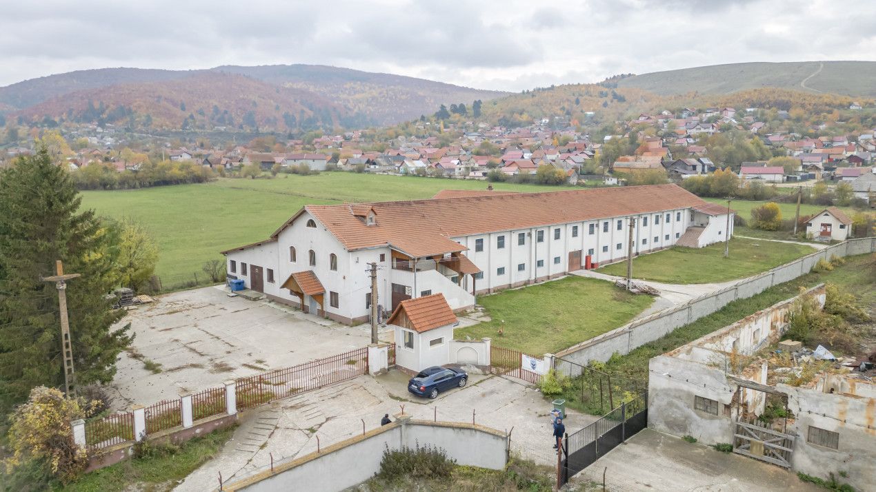 Hală de depozitare și producție - Teliu, Jud. Brașov – fotografia 1 din 16