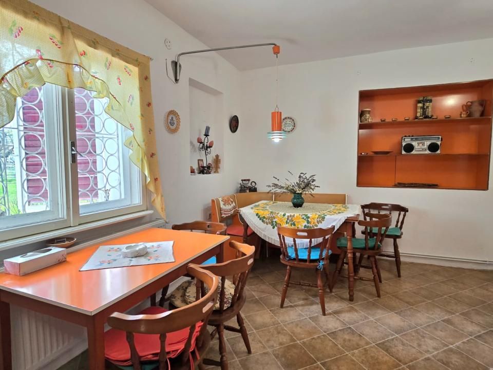 Vila 500 mp, teren 1.632 mp, ideala pentru locuinta sau pensiune – fotografia 10 din 31