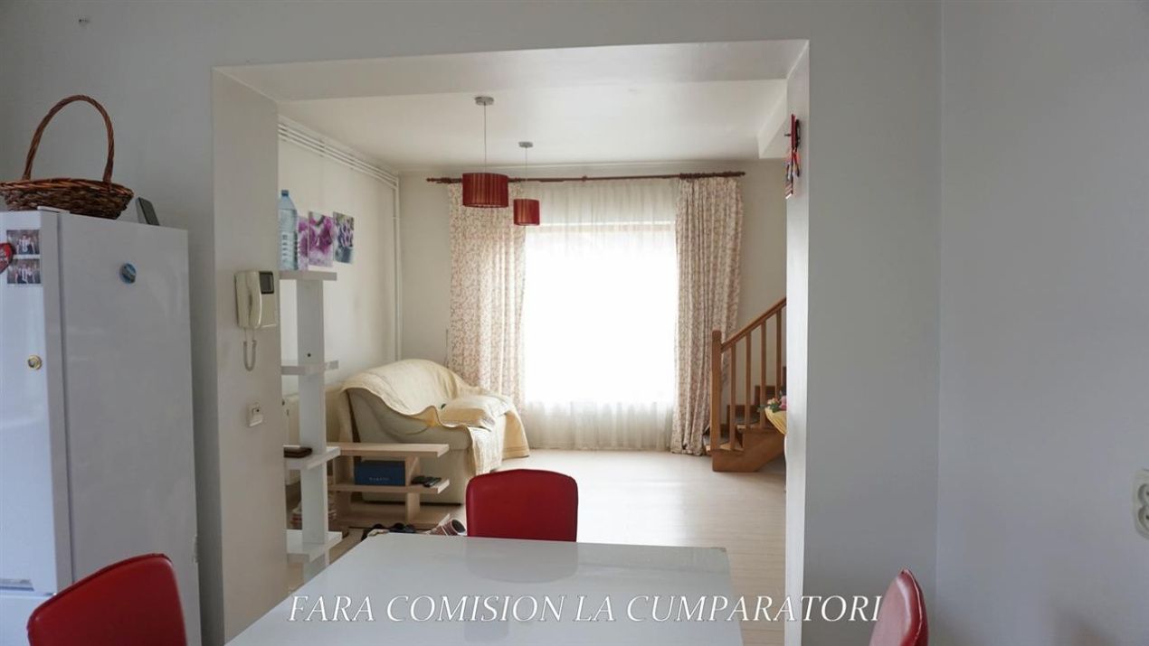 1 MAI - DUPLEX 140 MP – fotografia 3 din 25