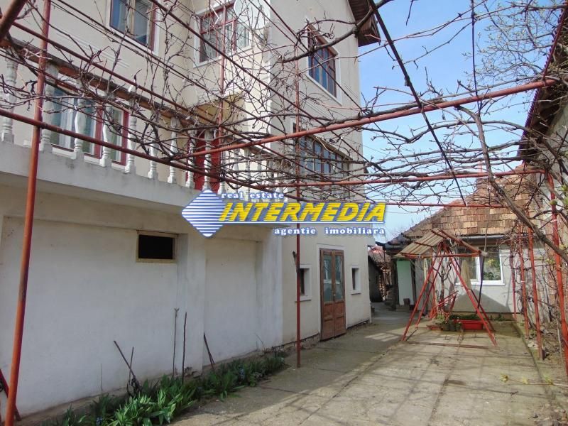 CASA 6 CAMERE I DE VANZARE I CENTRU I PRETABILA CABINETE, GRADINITA , BIROURI I – fotografia 4 din 7